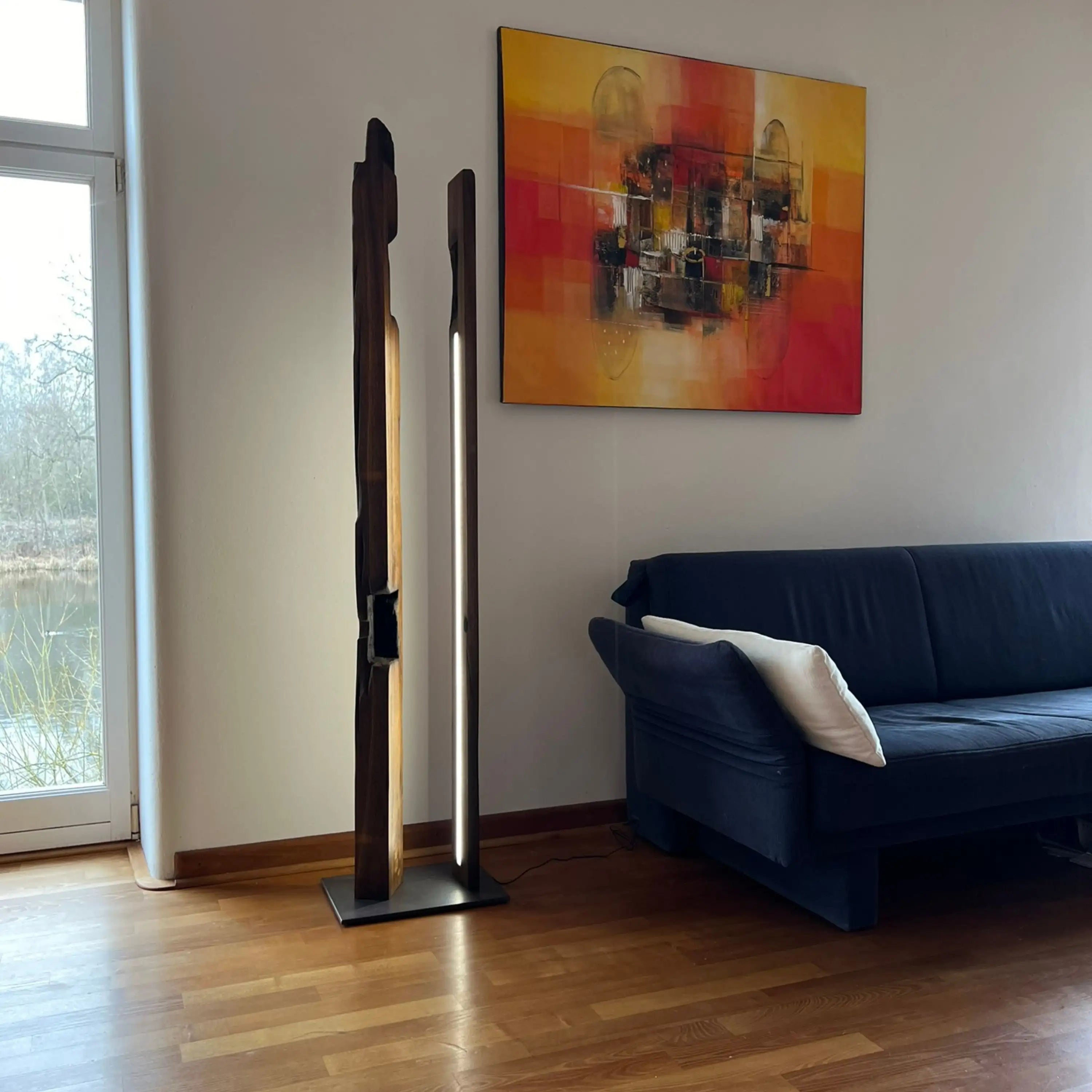 Zeitlos schön: Unsere Altholz Balkenlampe verleiht jedem Raum Charakter.