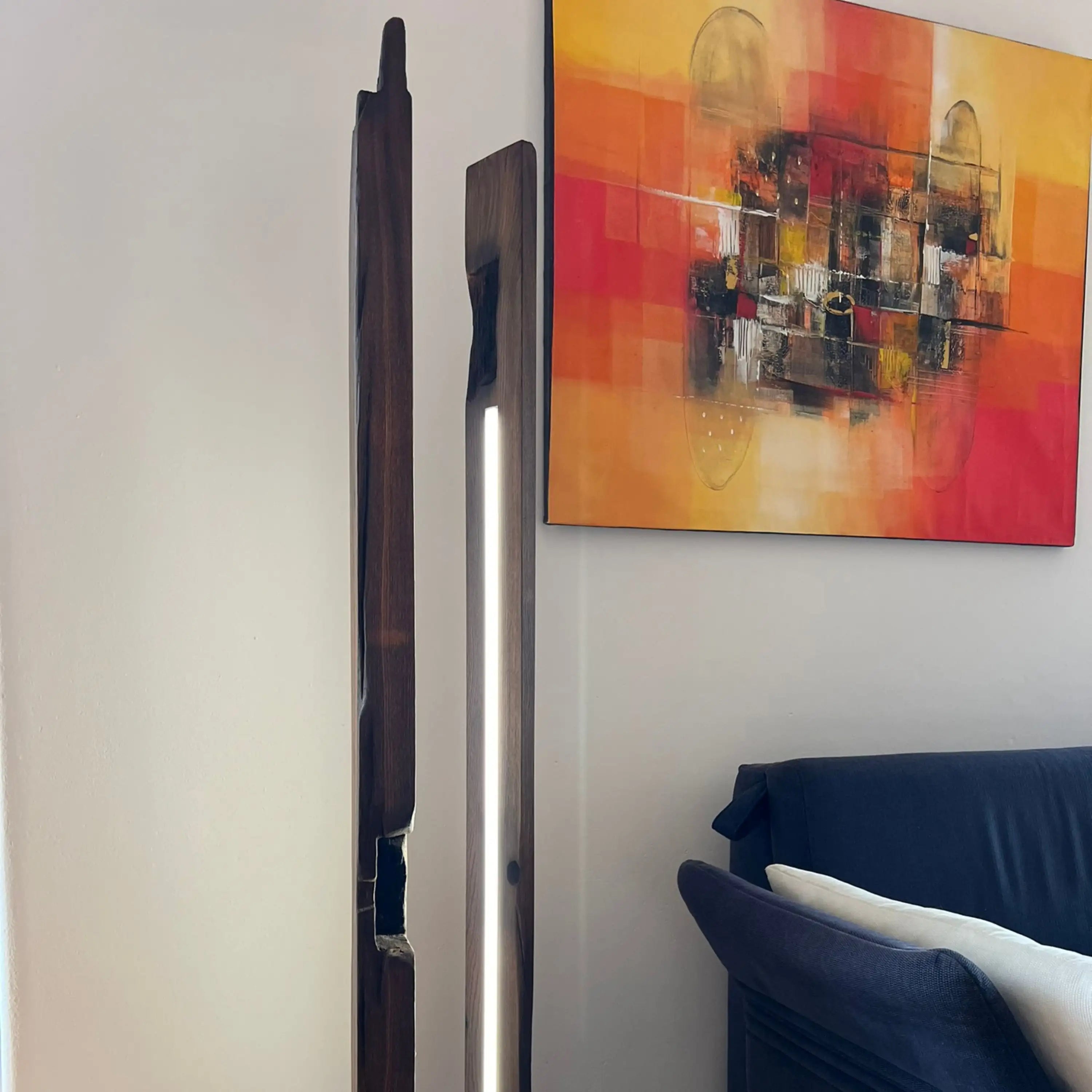 Einzigartige Atmosphäre schaffen - mit unserer rustikalen Balkenlampe.