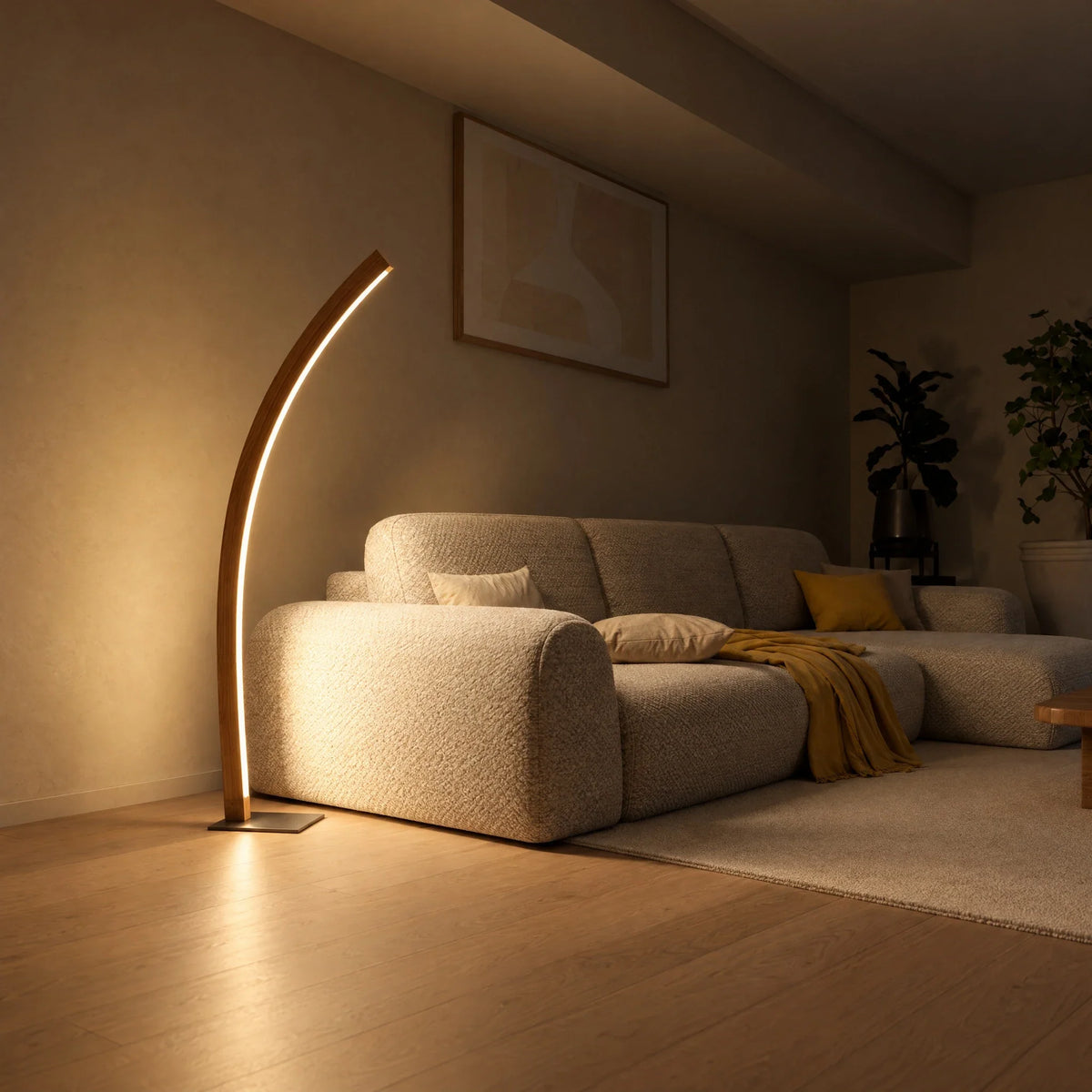 Stehleuchte Solara am Abend im Wohnzimmer, einlösbar mit dem SpeicherArt Geschenkgutschein