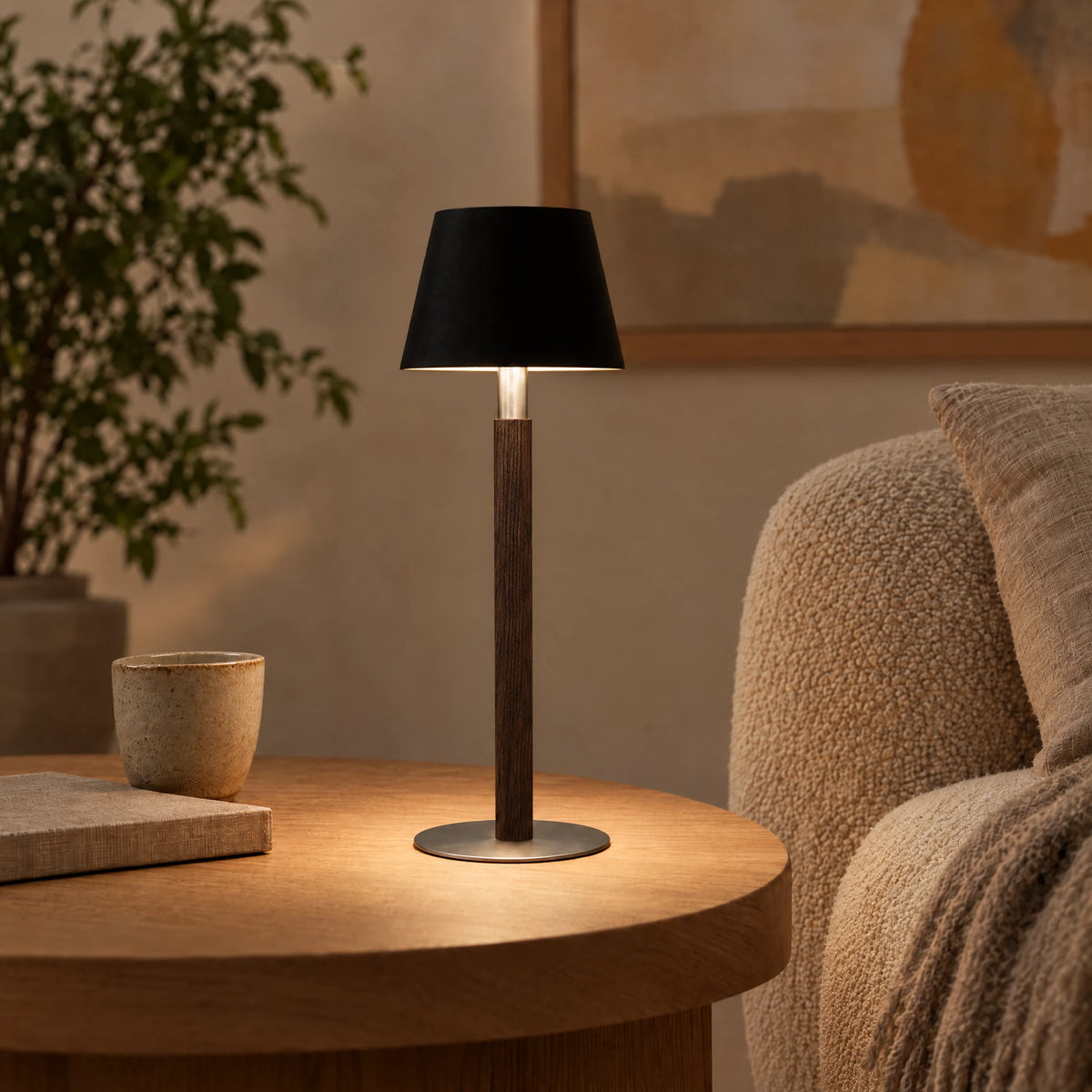 Nala rechargeable table lamp in smoked oak with stainless steel base and black shade #Holzart_Variante