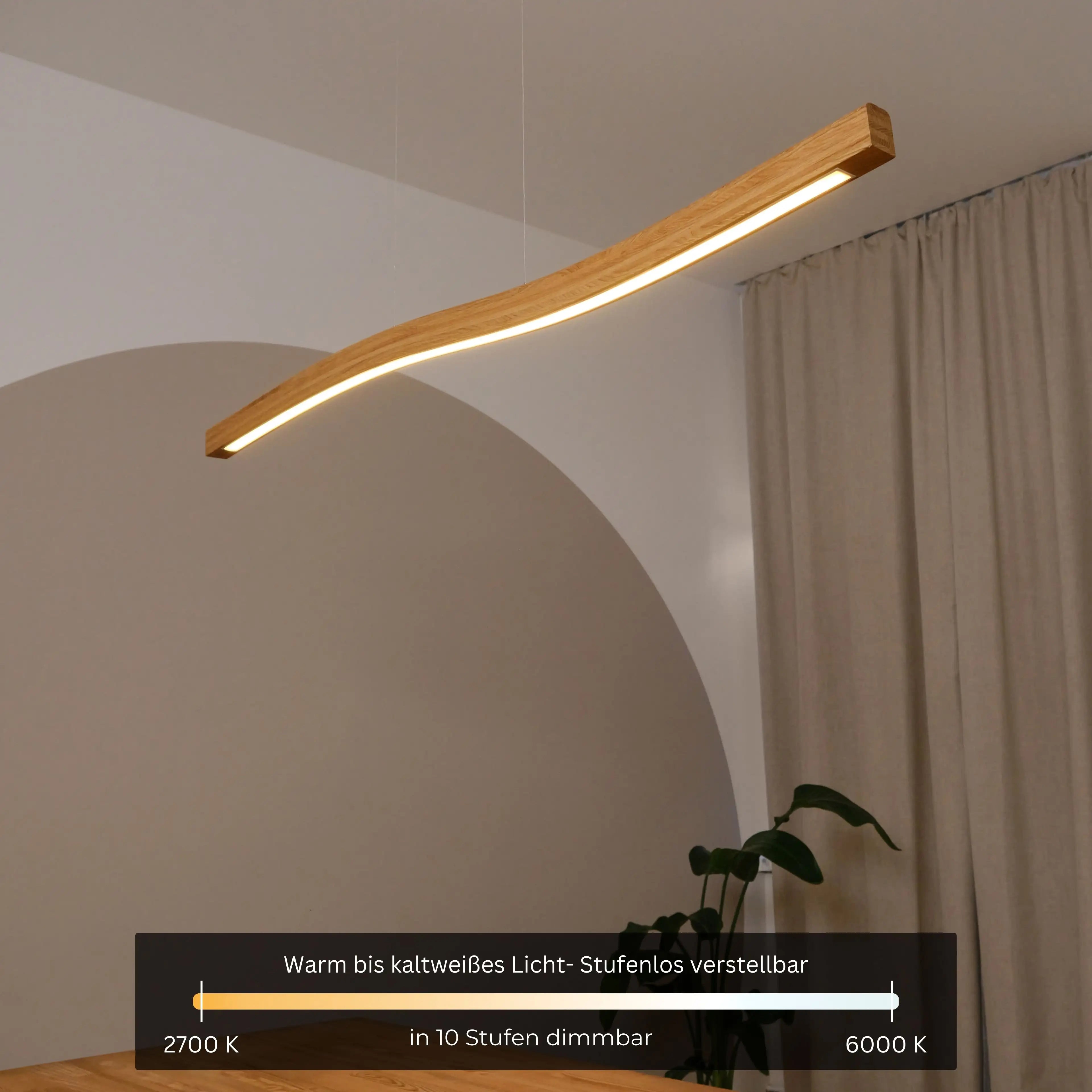 Schwebende Pendelleuchte aus Holz – modernes Design mit Dimmfunktion & App-Steuerung.
