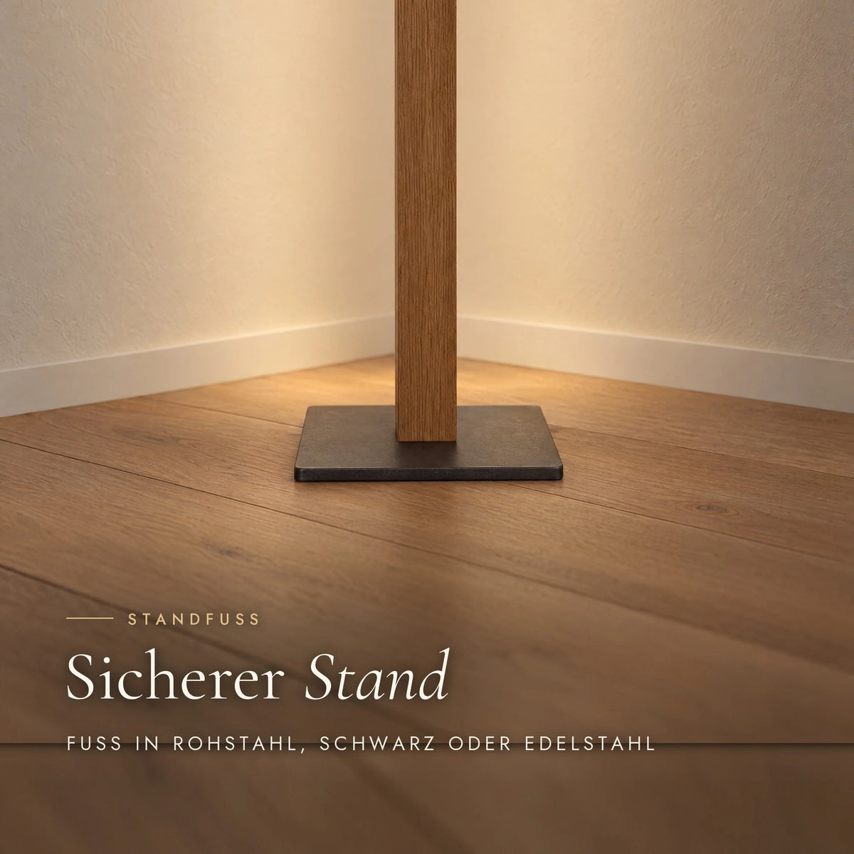 Standfuß der Stehleuchte Faros aus Stahl, 20 × 20 cm, für sicheren Stand