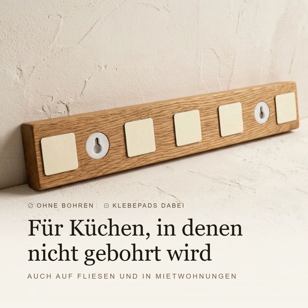 Messerhalter aus Holz ohne Bohren an gefliester Küchenwand, mit Klebepads montiert