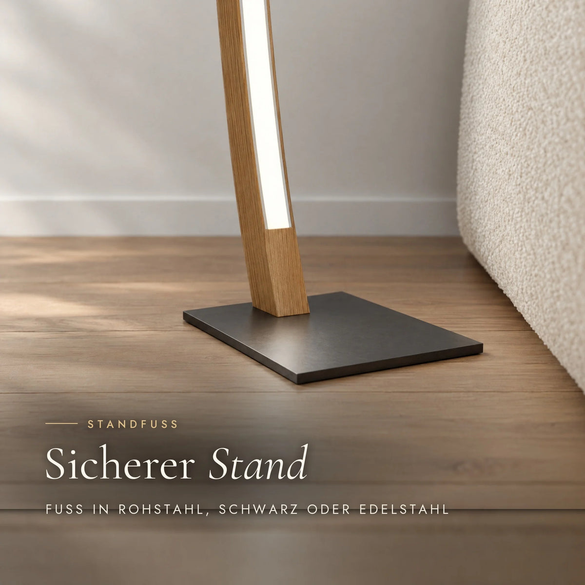 Base of the Candor floor lamp: steel plate for a secure stand, available in raw steel, black or stainless steel