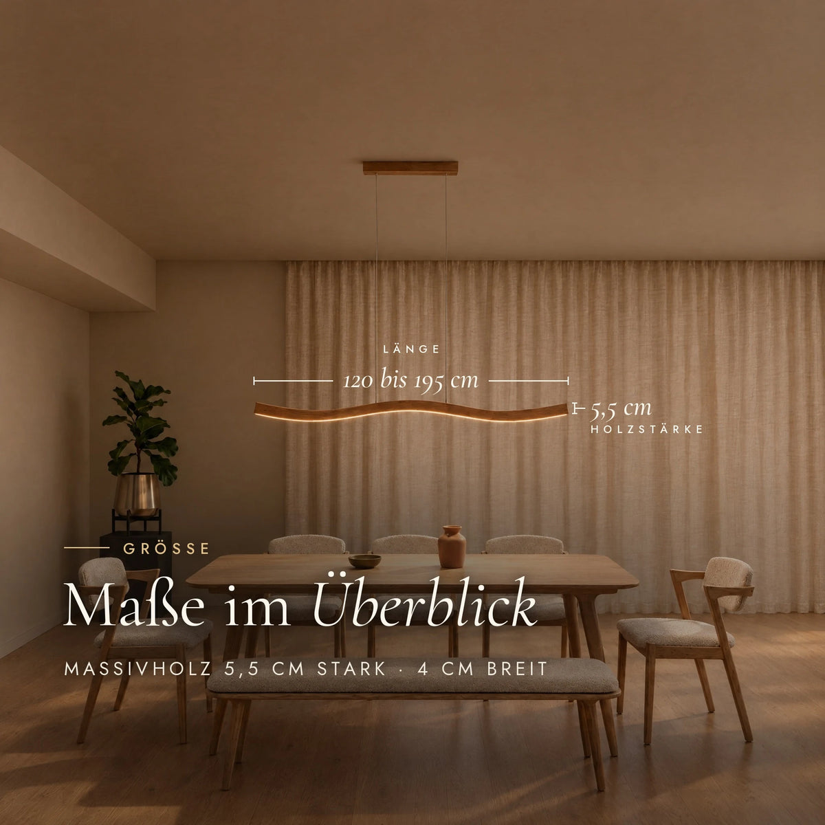 Maße der Pendelleuchte Fiona: Länge 120 bis 195 cm, Holzstärke 5,5 cm, Breite 4 cm, gezeigt über einem Esstisch