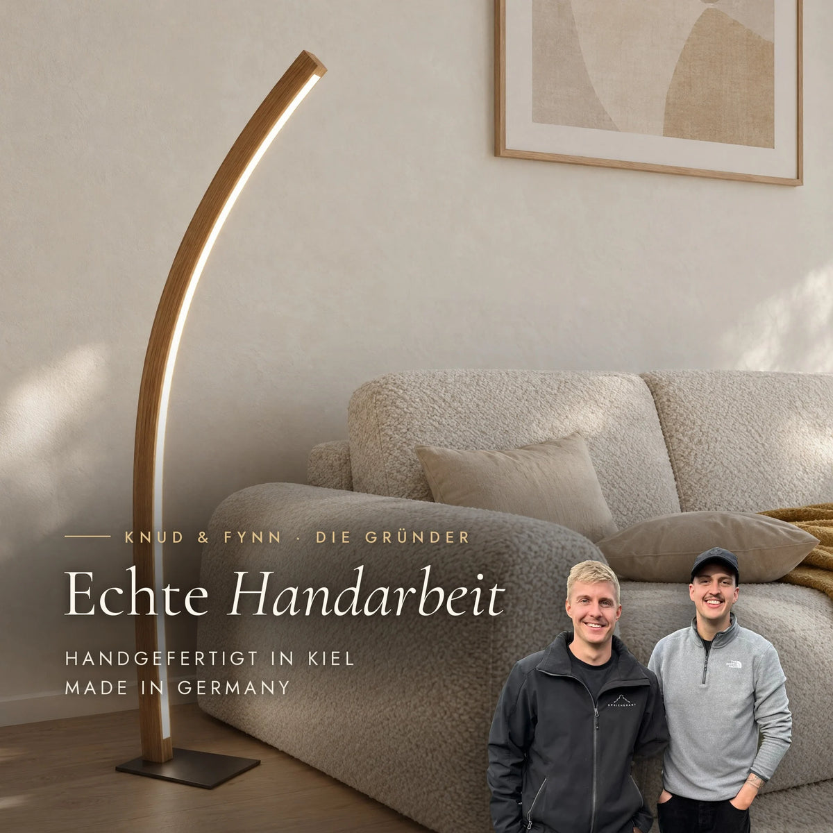 Knud and Fynn, the founders of SpeicherArt, next to the Solara floor lamp: genuine craftsmanship, handmade in Kiel